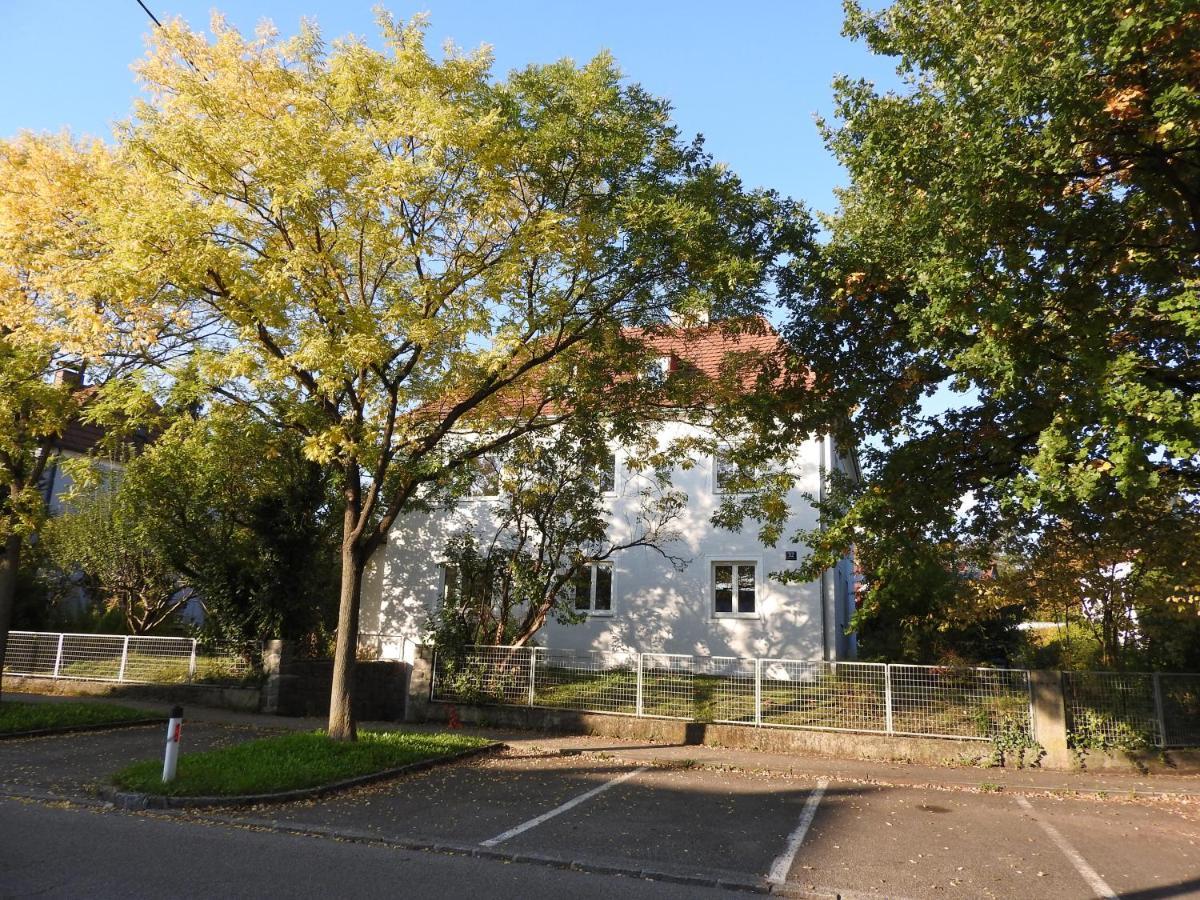 Family Apartment Linz Wohnen Mit Garten Am Fusse Des Poestlingbergs Top Lage Villenviertel Dış mekan fotoğraf